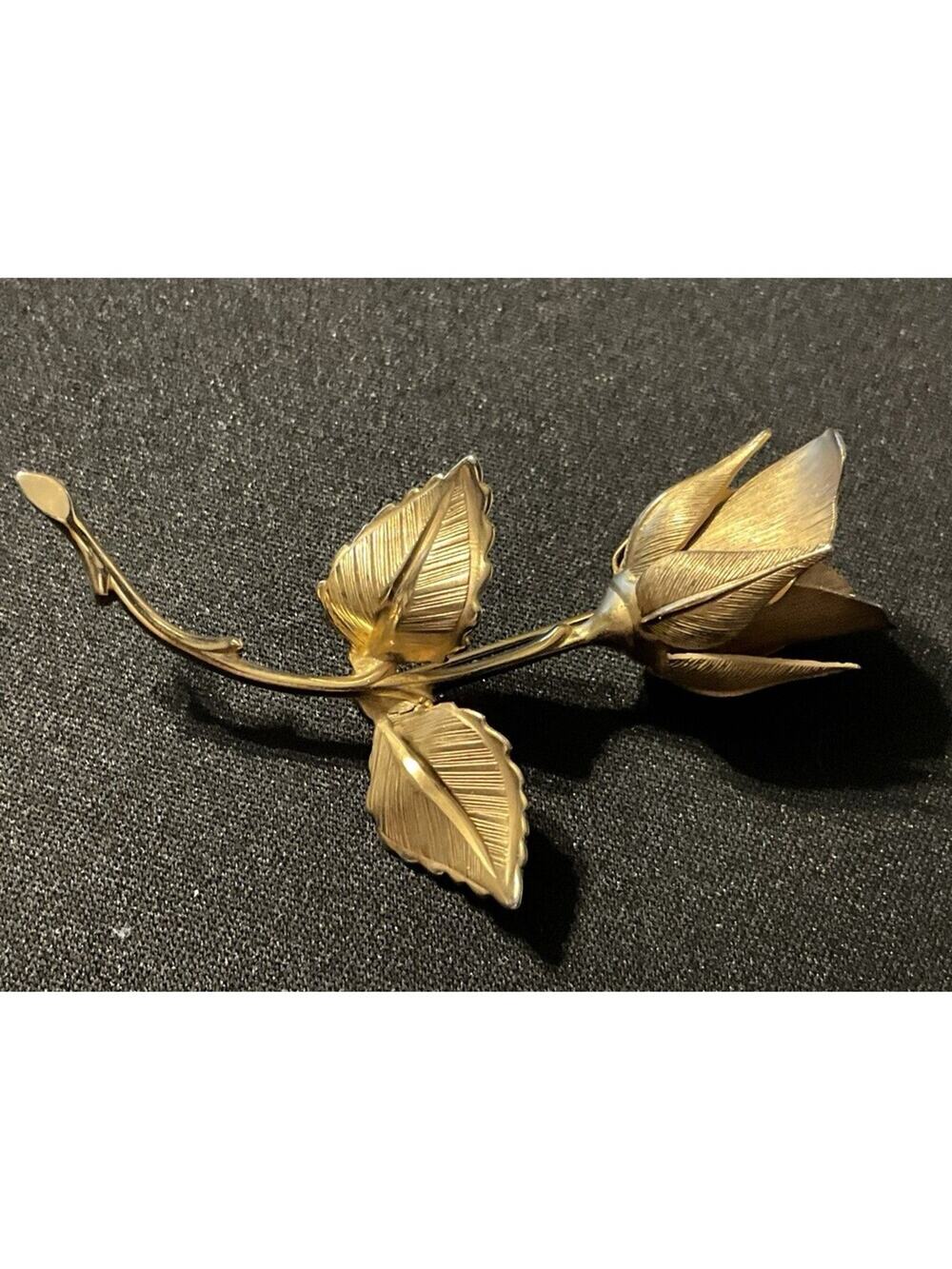 Vintage 60’s 3in Giovanni Gold Tone Love Rose In Orginal Box